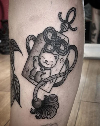 Sophie Alvis tattoo 029