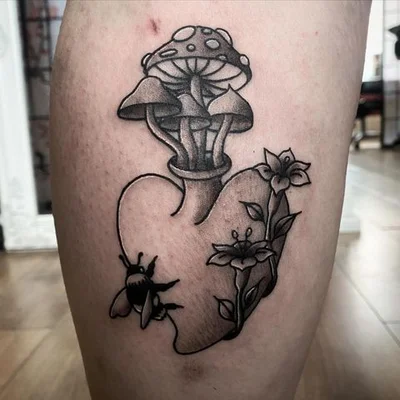 Sophie Alvis tattoo 032