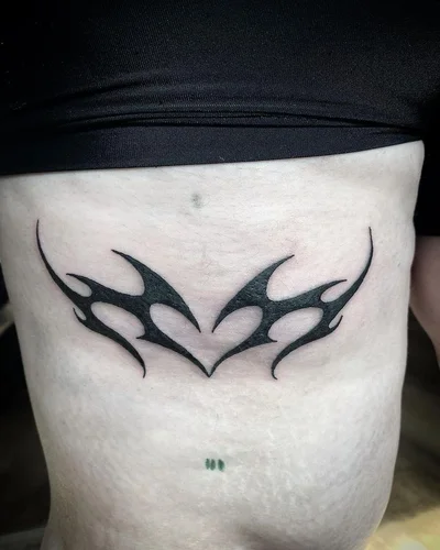 Sophie Alvis tattoo 037