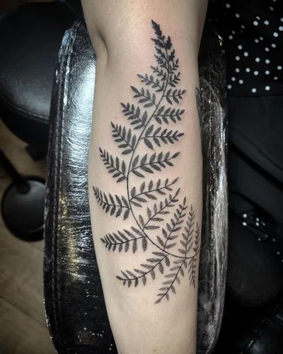 Sophie Alvis tattoo 039