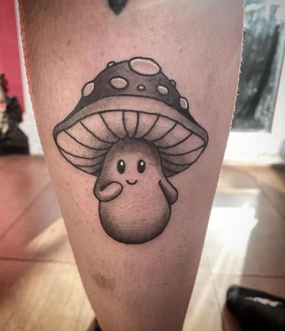 Sophie Alvis tattoo 040