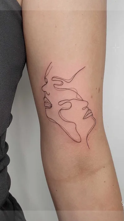 Bruna Sabadin tattoo 009