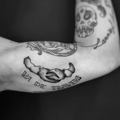 Bruna Sabadin tattoo 033