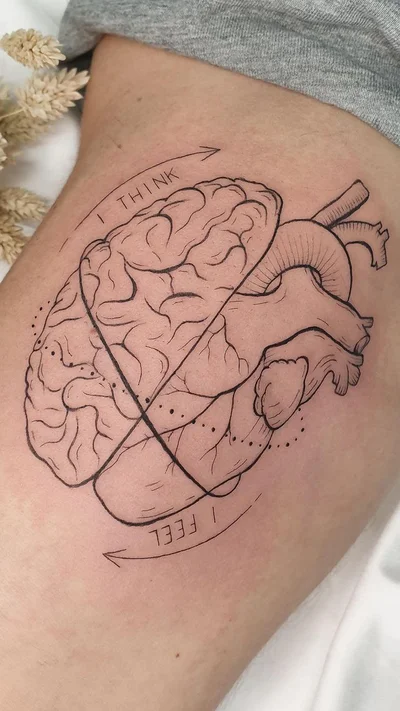 Bruna Sabadin tattoo 044