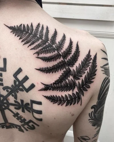 Sabrina Bialek tattoo 007