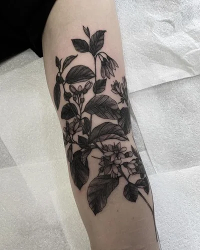Sabrina Bialek tattoo 017