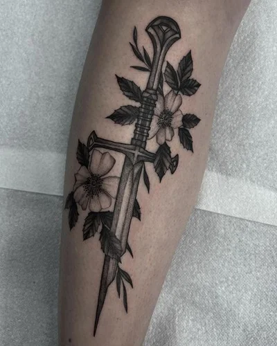 Sabrina Bialek tattoo 027