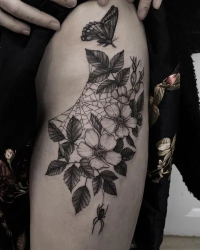 Sabrina Bialek tattoo 030