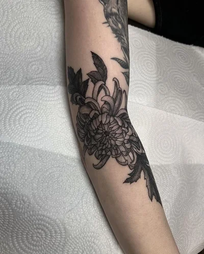 Sabrina Bialek tattoo 037