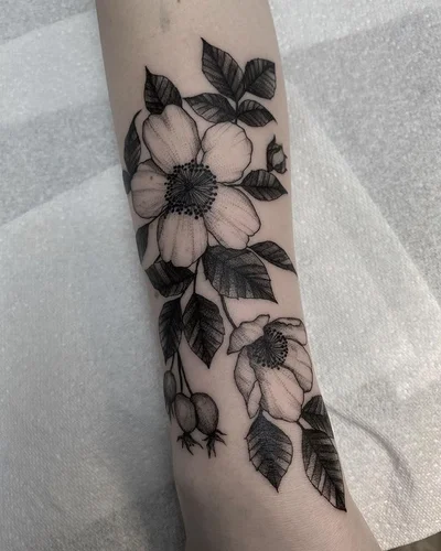 Sabrina Bialek tattoo 038