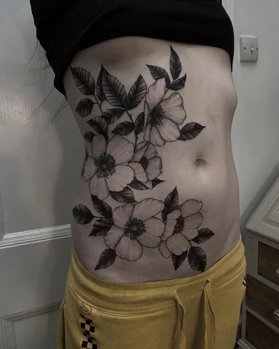 Sabrina Bialek tattoo 043