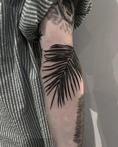 Sabrina Bialek tattoo 046