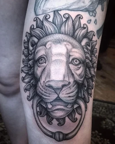 Sabrina Elliott tattoo 007