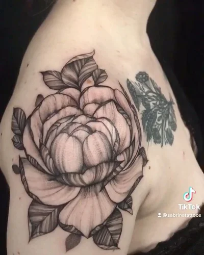 Sabrina Elliott tattoo 050