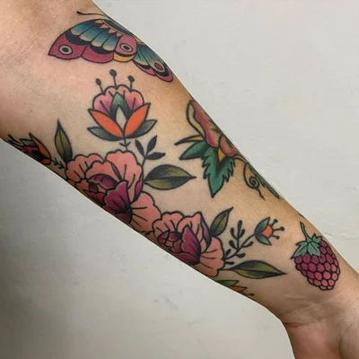 Sabrina Jaguar tattoo 047