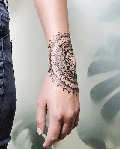 Tony Hache tattoo 019
