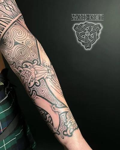 Sean Parry - Celtic & Nordic tattoos tattoo 029