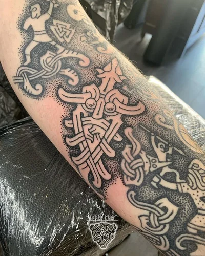 Sean Parry - Celtic & Nordic tattoos tattoo 040
