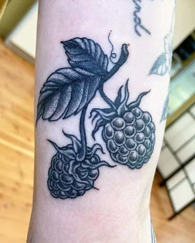 Sacred Heart Tattoo artist tattoo 024
