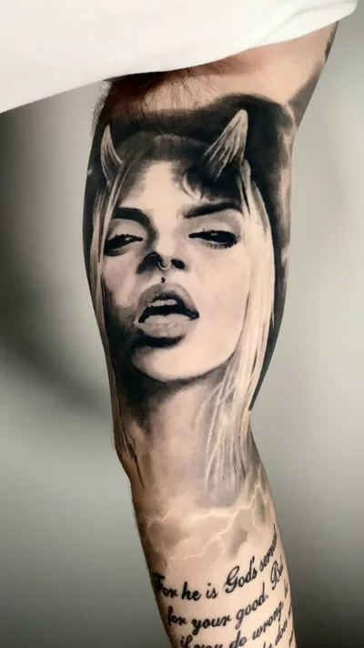 Sacred Raven Tattoo tattoo 010