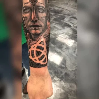 Sacred Raven Tattoo tattoo 013