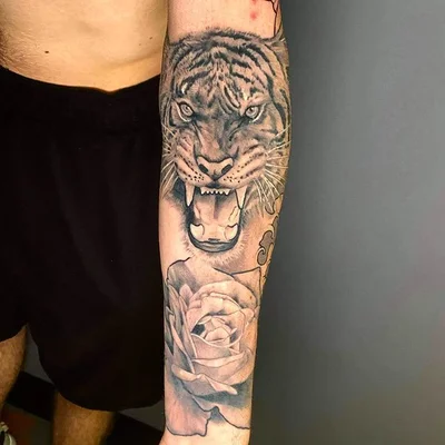Sacred Rites Tattoo tattoo 046