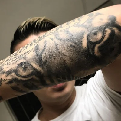 sacrotattoo tattoo 049