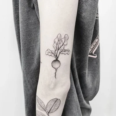 E L I A S tattoo 044