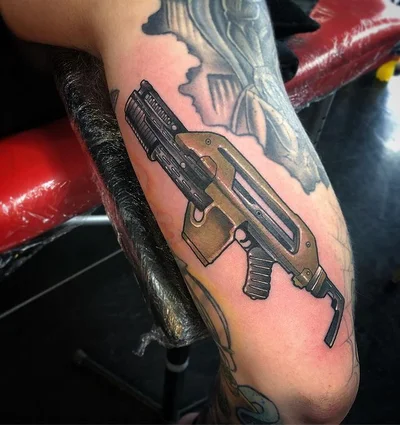 Sadee Glover tattoo 033