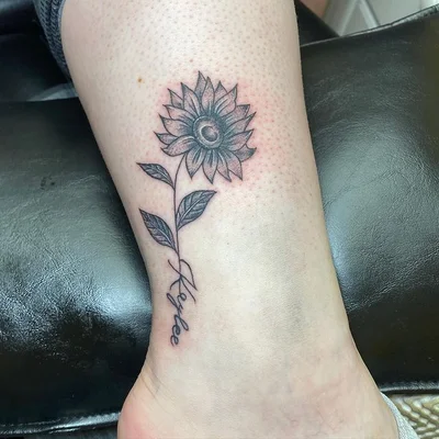 Adia Cooper tattoo 029