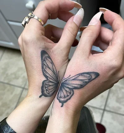 Adia Cooper tattoo 037