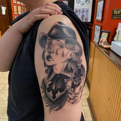 Adia Cooper tattoo 043