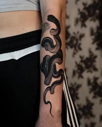 Saga Grim tattoo 027