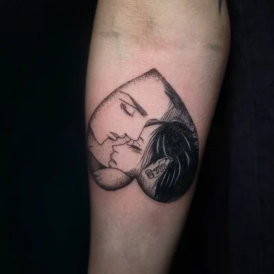 Claire Sailin'On tattoo 007