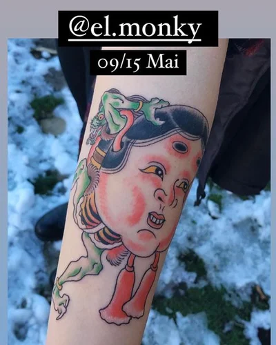 Claire Sailin'On tattoo 019