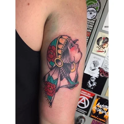 Claire Sailin'On tattoo 027