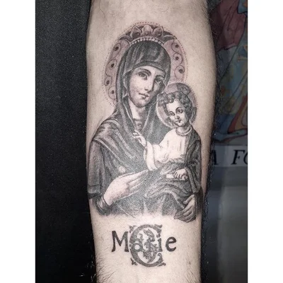 Claire Sailin'On tattoo 030