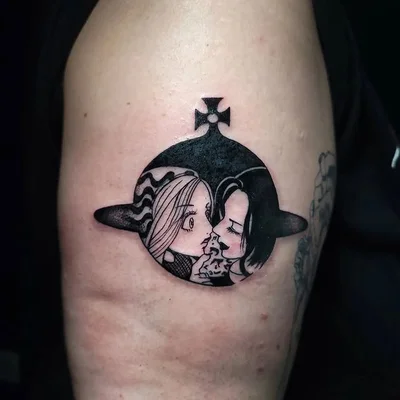 Claire Sailin'On tattoo 042