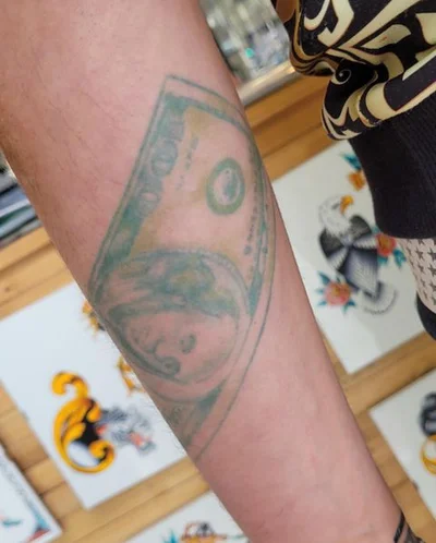Claire Sailin'On tattoo 050