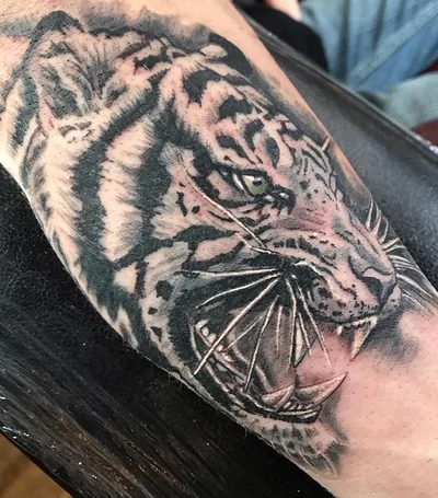 Shawn Legrow tattoo 038