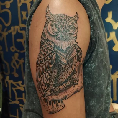 Sally Rocha tattoo 007