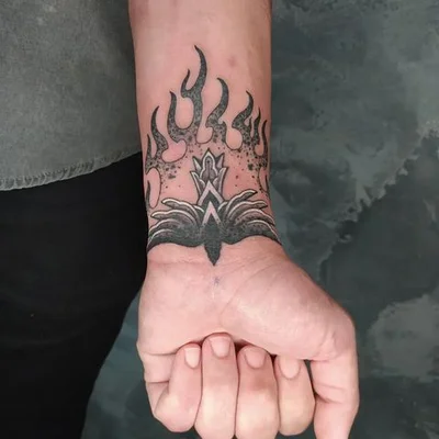 Sally Rocha tattoo 011