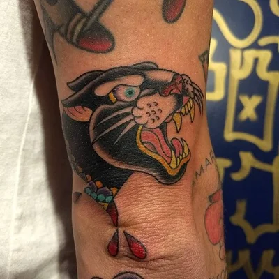 Sally Rocha tattoo 029