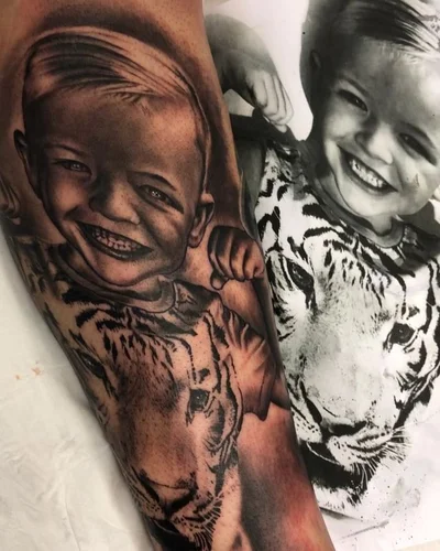 Salva Navalón tattoo 047