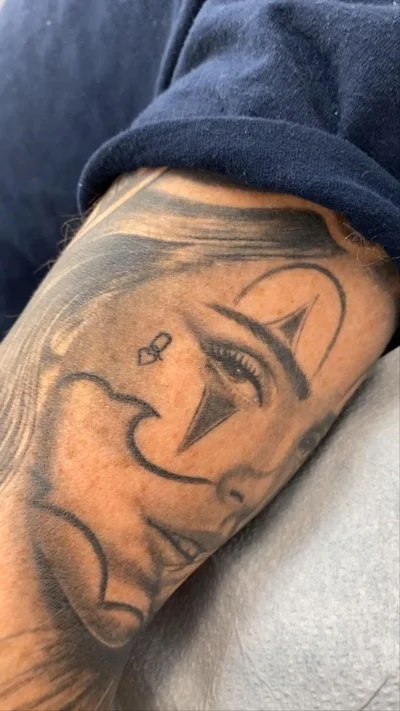 Salvador Diaz tattoo 012