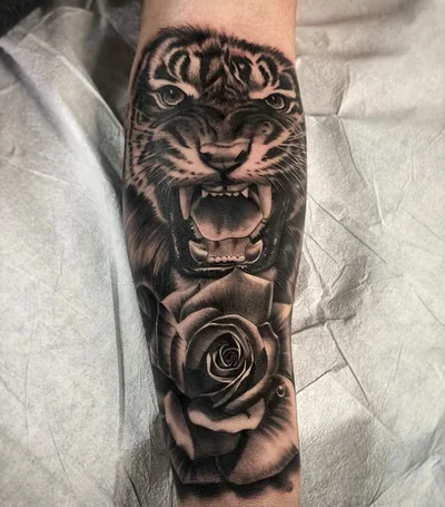 Salvador Diaz tattoo 014