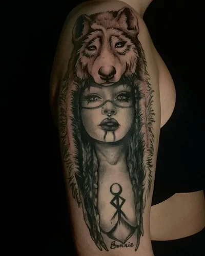 Samantha Beedie tattoo 019