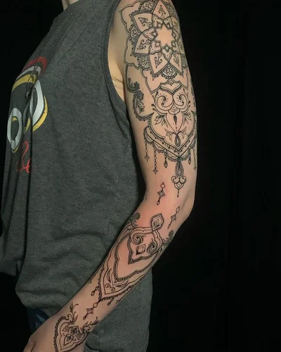 Samantha Beedie tattoo 045