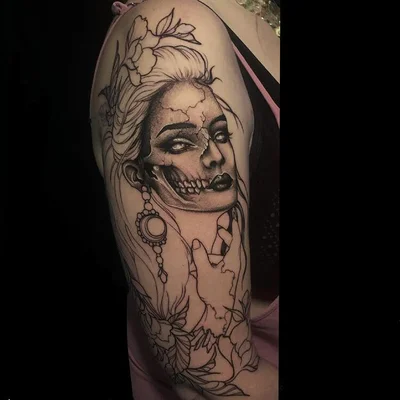 Samantha Beedie tattoo 047