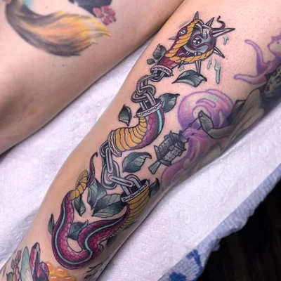 Samantha Grimm tattoo 009